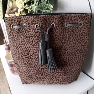 Drawstring bucket purse